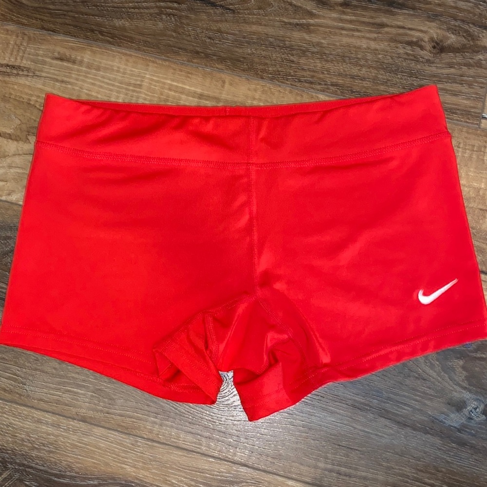 Used Nike Women’s Performance Game Volleyball Shorts, Medium, Red